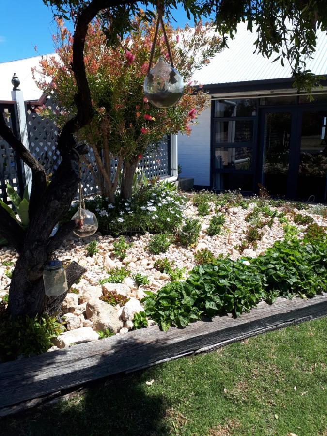 Meningie Waterfront Motel Exterior foto